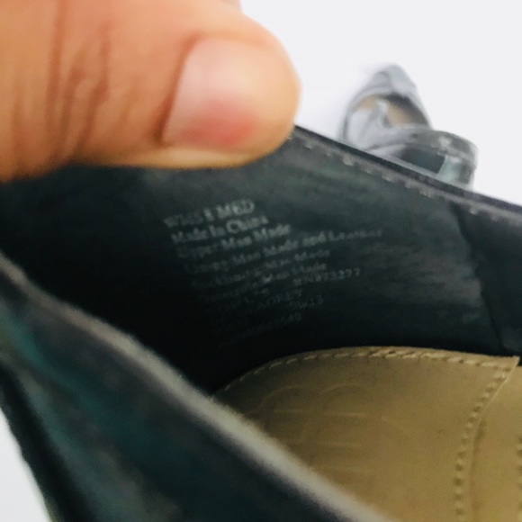 Dana Buchman Gray Silver Pumps Size 8 M - Picture 7 of 8